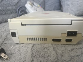 Sega Dreamcast Console w/ 1 Controller & Cables *TESTED* [HKT-3020]