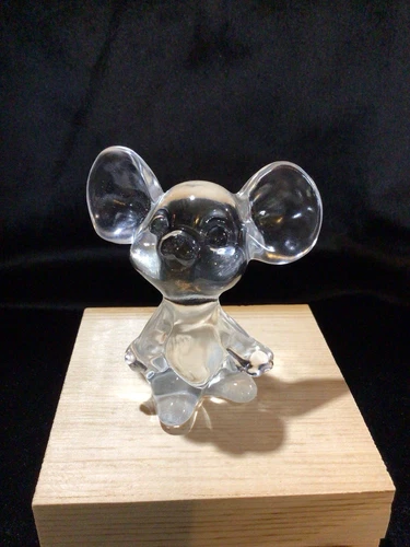 FENTON GLASS PETS MOUSE FIGURINE OR PAPERWEIGHT