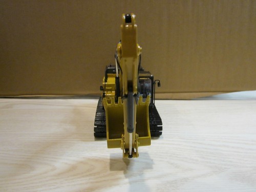 CATERPILLAR - 349F L Hydraulic Excavator 1:50 scale die cast model - Picture 11 of 12