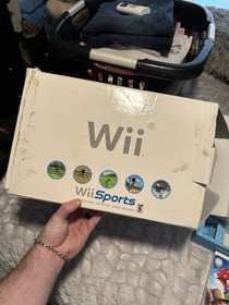 Nintendo Wii White Console RVL-001 Wii Sports Bundle Gamecube Compatible