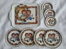 VINTAGE RAGGEDY ANN & ANDY METAL TEA SET TRAY PLATES 1971 BOB'S MERRILL