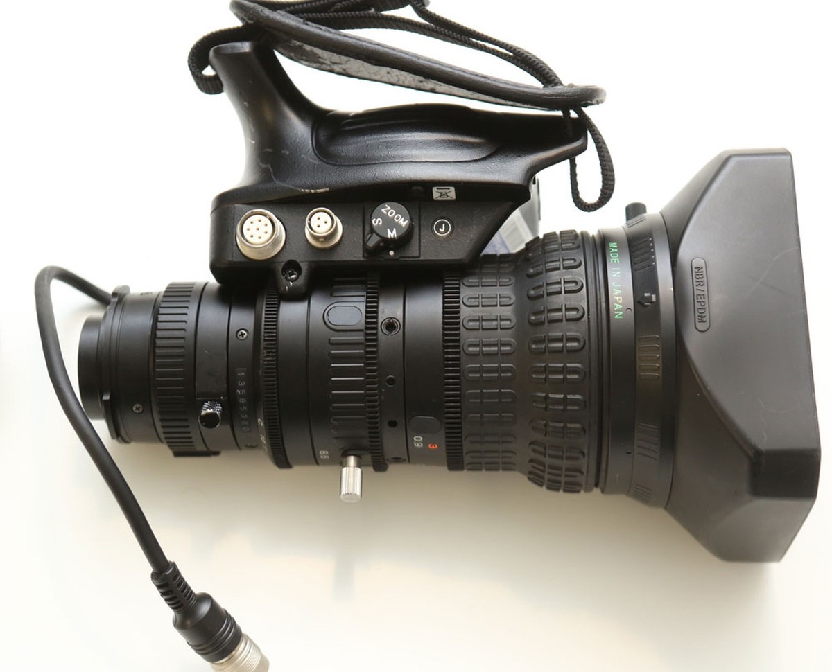 Fujinon A20X8.6BRM SD lens for Sony Panasonic 2/3” B4 mount, works