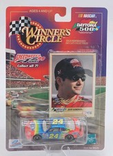1998 Jeff Gordon Dupont 1:64 Daytona 500 Speedweeks Winners Circle Car NEW