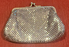 Vintage Signed Whiting and Davis Mesh Silver Tone Change Purse