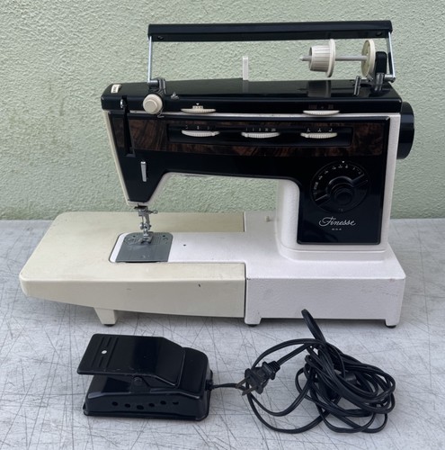 Vintage Finesse 834 Sewing Machine w/ Foot Pedal Poland - FPOR UN-TESTED - Picture 1 of 24