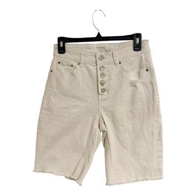 Time & Tru Womens White High Rise Distressed Denim Shorts Size 4 Preowned