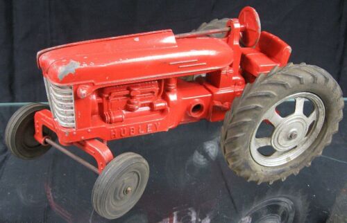 Vintage 1950's Die Cast Large red Tractor Hubley All Original #66075 - Picture 1 of 1