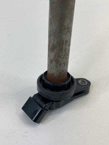 2010 11 12 13 14 2015 Toyota Prius 1.8L Direct Ignition Coil DENSO 909190225 OEM - Picture 7 of 10