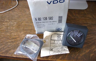 #ad VDO 24VDC Boat 80PSI Pressure Gauge Remote Mount Oil N 02 120 501 Swiss Backlit $99.99