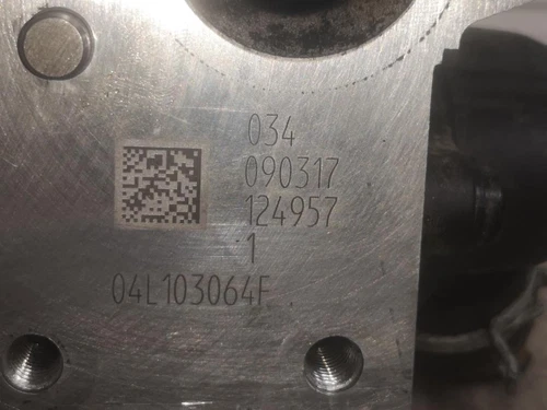 04L103064F Zylinderkopf R. für SEAT LEON (5F1) Reference 2017 1384720 - Bild 8 von 9