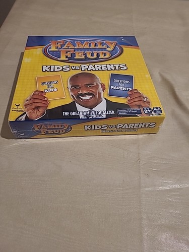 Family Feud Board Game Kids vs Parents The Great Family Equalizer Steve Harvey - Picture 10 of 10