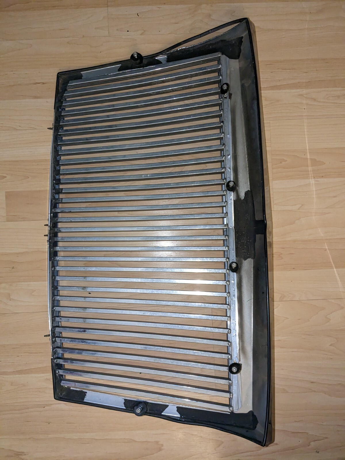 2006-2010  Chrysler 300 E&G Classics Rolls Royce style Chrome Vertical Grille