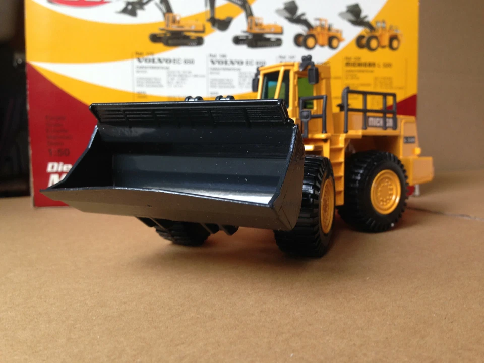 1/50 ENGIN TP PELLE CHARGEUSE MICHIGAN L 320 JOAL Ref 239 JAUNE !!! - Photo 3/4