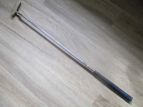 J B HALLEY Green Streak - testa in ottone - putter da golf lungo 35" in ottime condizioni - Foto 13 di 14