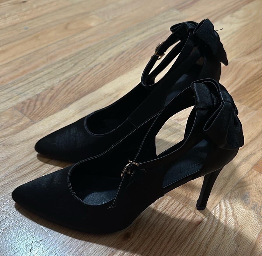 Stylish Women's High Heels for Every Occasion-image