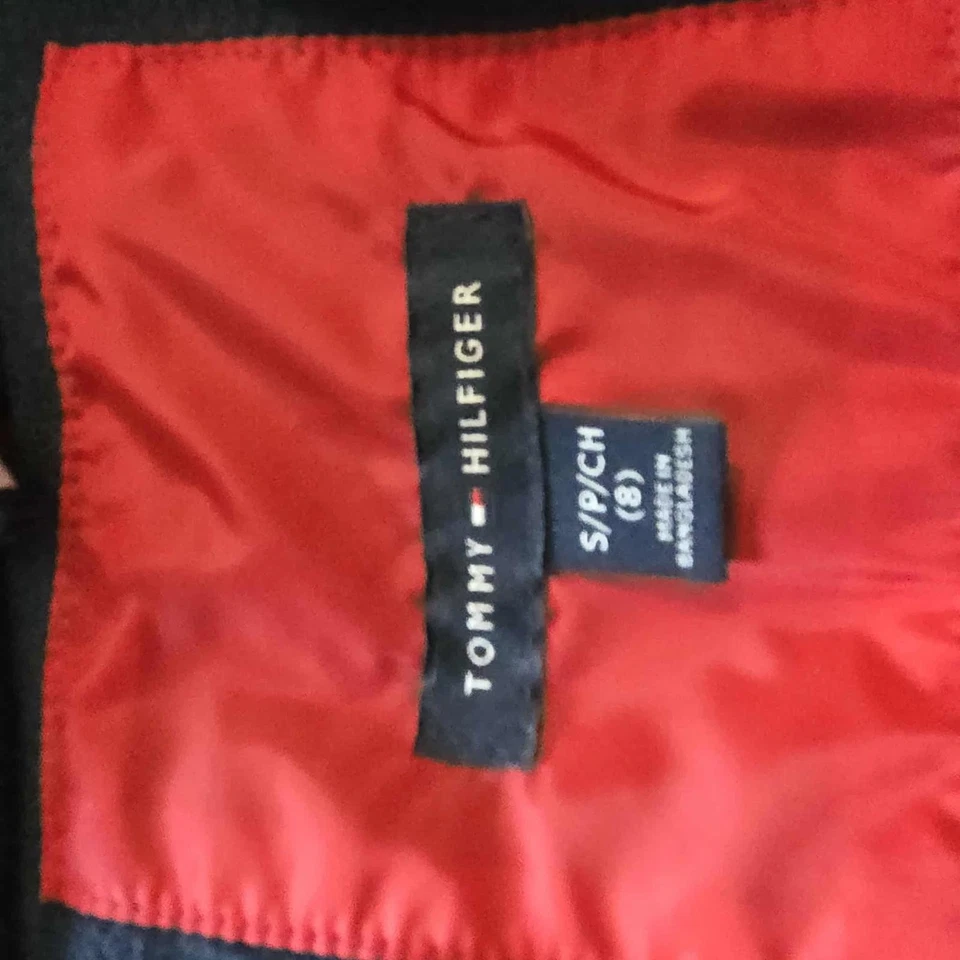 NUEVO SIN ETIQUETAS Niños S (8) Tommy Hilfiger Rojo Puffer Chaqueta Forrada de Vellón Invierno Capucha Gruesa Foto 2 de 4
