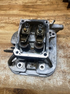 Briggs & Stratton V-Twin 44U877, 799089 Engine Cylinder #2 Head