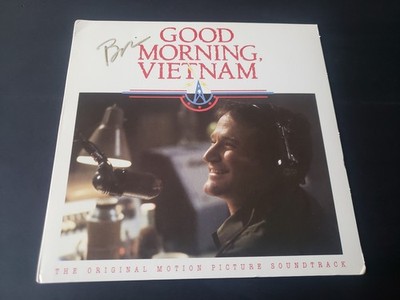 barry levinson autographed 1980s vg++ Good Morning, Vietnam soundtrack  LP33