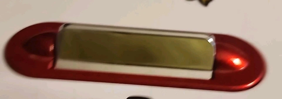 PS2 TAC Red  Flying V Wireles Guitar Controller TPPSII669C No Dongle or Strap - Image 4 of 4