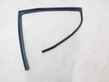 Honda Odyssey 2016 Rear Left Door Run Window Channel Weatherstrip Seal 11-17 *