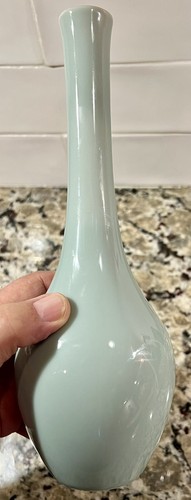 Gump’s Vintage ikonische Seladon Willow grüne 9,75 Zoll Knospenvase, hergestellt in Japan - Bild 3 von 12