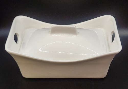 Blue Harbor Porcelain White Butter Dish With Lid, Modern 4.75x2.75x2.5 inches - Picture 4 of 14