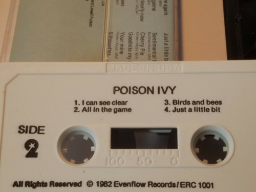 Poison Ivy Audio Cassette Evenflow Records ER / 1001 Inscribed Signed On Cover - Picture 3 of 7