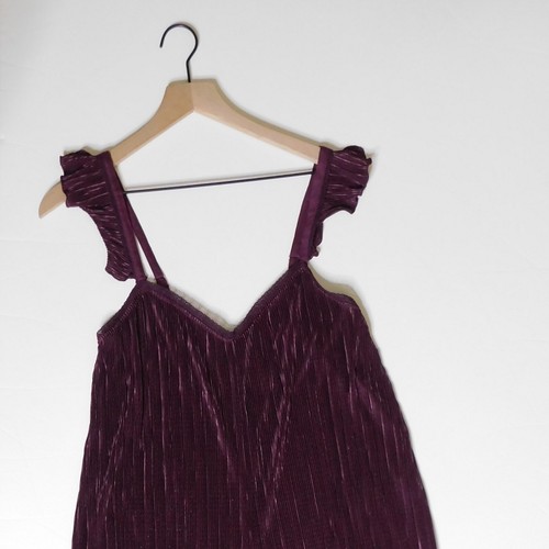 NWT!! Anthropologie FLOREAT Willow Sleep Jumpsuit Purple Ruffle Lace Small - 第 4/15 張圖片