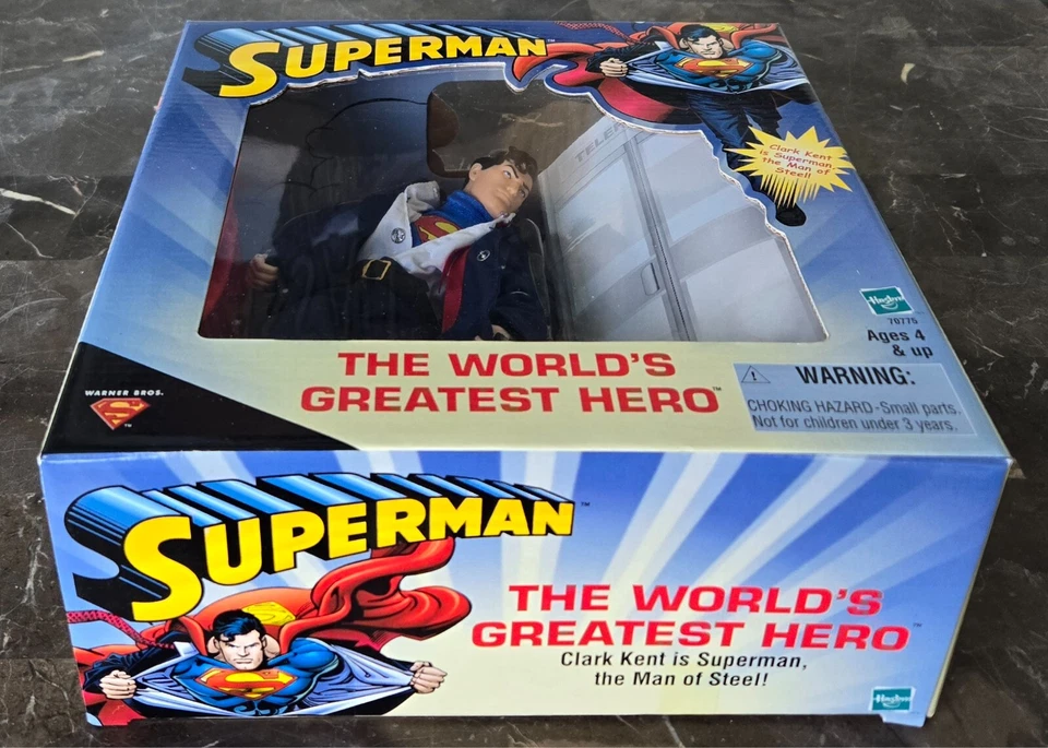 FIGURA DE ACCIÓN SUPERMAN EL HÉROE MÁS GRANDE DEL MUNDO 8 PULGADAS EXCLUSIVA DE TIENDAS OBJETIVO Foto 2 de 4