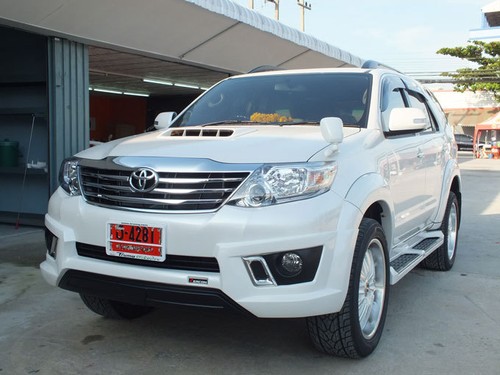 For Toyota Fortuner Kun51 KUN50 TGN51 06- 14 Rear Tail Brake Third Light - Picture 7 of 8