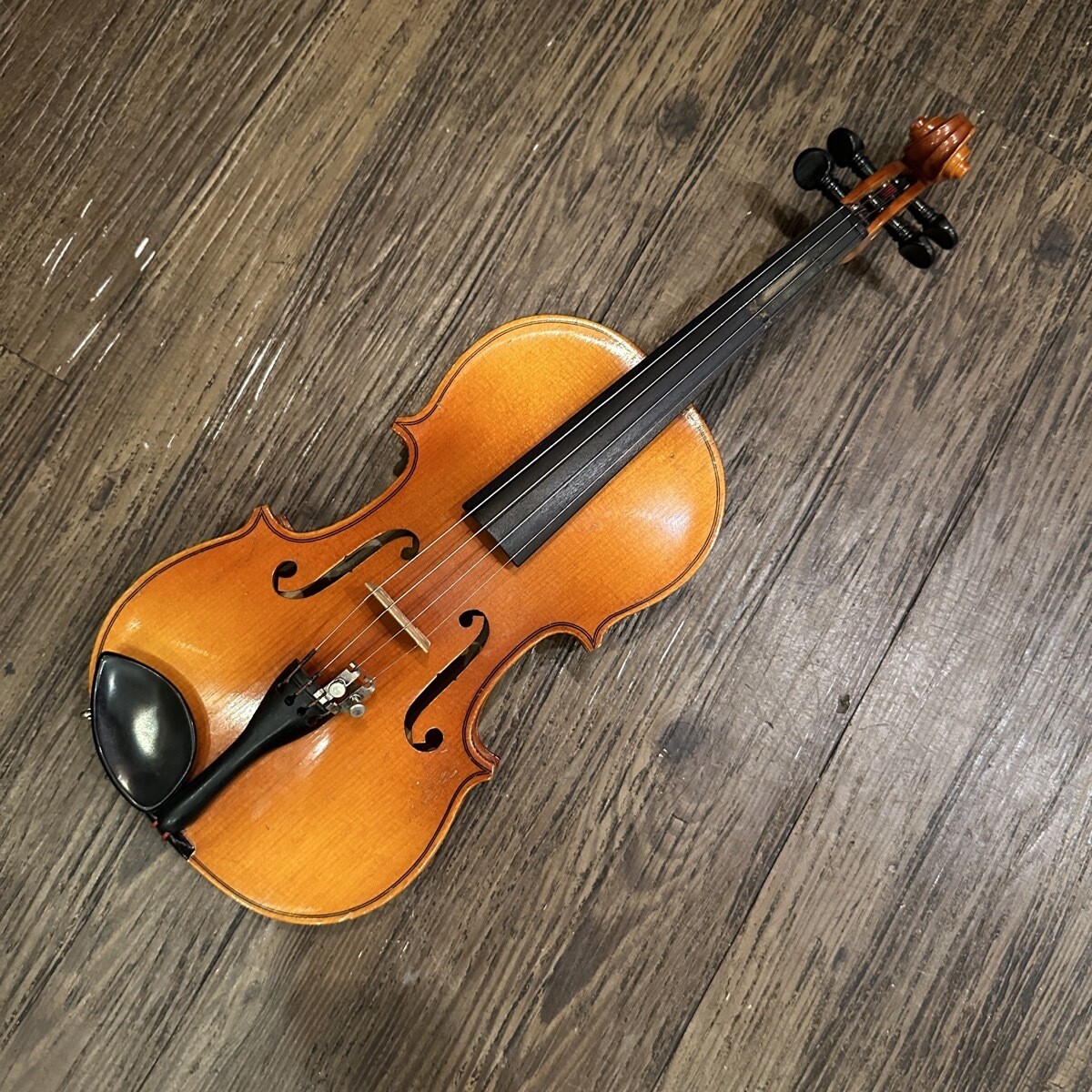 Violin Suzuki No.220 1984 1/8 Nagoya Japan and Hard Case Violin Suzuki No.220 1984 1/8 Nagoya Japan and Hard Case