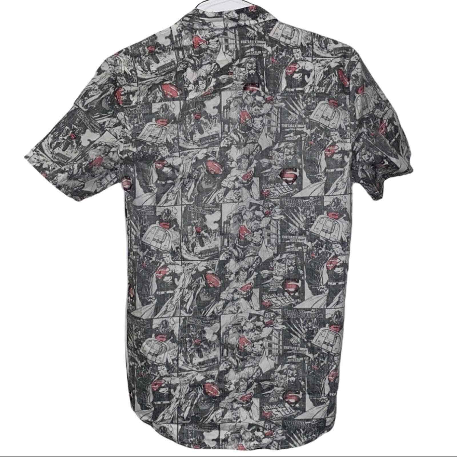 Superman small men’s button down comic print shir… - image 8