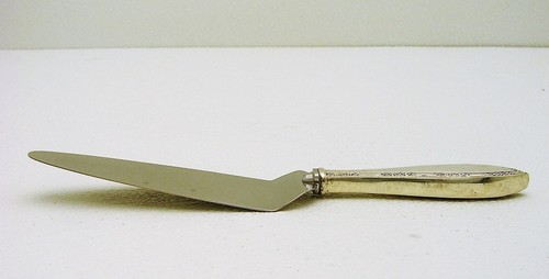 Sterling Silver Web Desert Pie Server - Picture 4 of 6