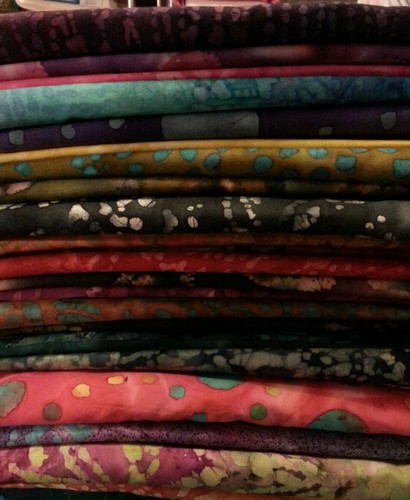 10 Fat Quarters, keine Duplikate, 100 % BATIK Baumwollstoff, Wundertüte + 3 Meter Gummizug - Bild 5 von 7