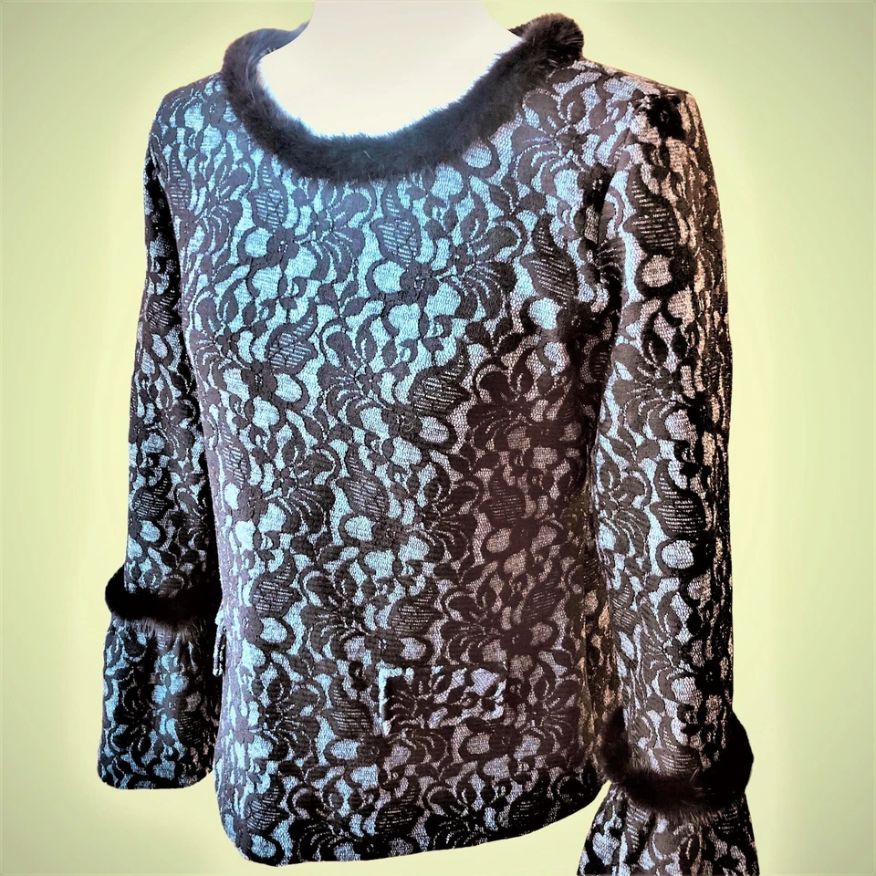 Jacquard de encaje negro KARL LAGERFELD Paris con mangas de campana y adornos de piel talla S Foto 2 de 4