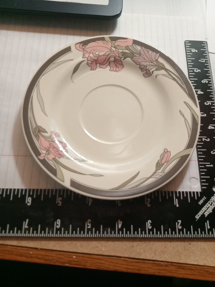 Old Vintage Gibson Housewares China Saucer Plate Pink Flowers