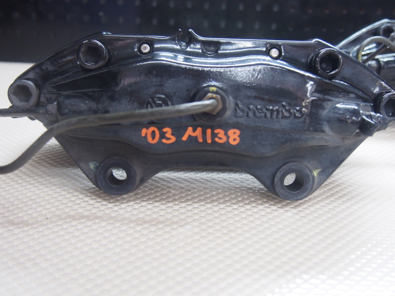 2003 MASERATI COUPE CAMBIOCORSA M138 FRONT LEFT RIGHT BREMBO BRAKE CALIPER PAIR