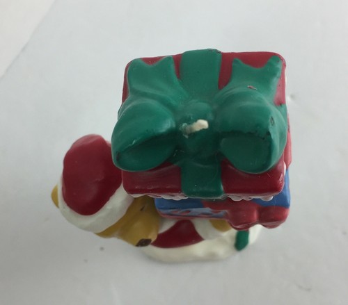 Winnie The Pooh Christmas Candle 6" Vintage Wax Holding Presents - Picture 5 of 6