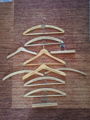 11 Kleiderbügel aus Holz-Verschiedene-MARKEN