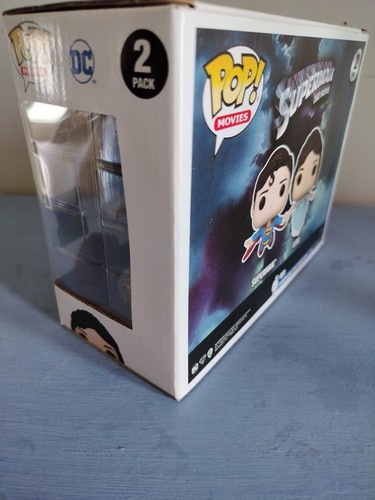 DC Funko Pop! Movies: Superman & Lois Flying Zavvi Exclusive Vinyl 2-Pack - Picture 9 of 15