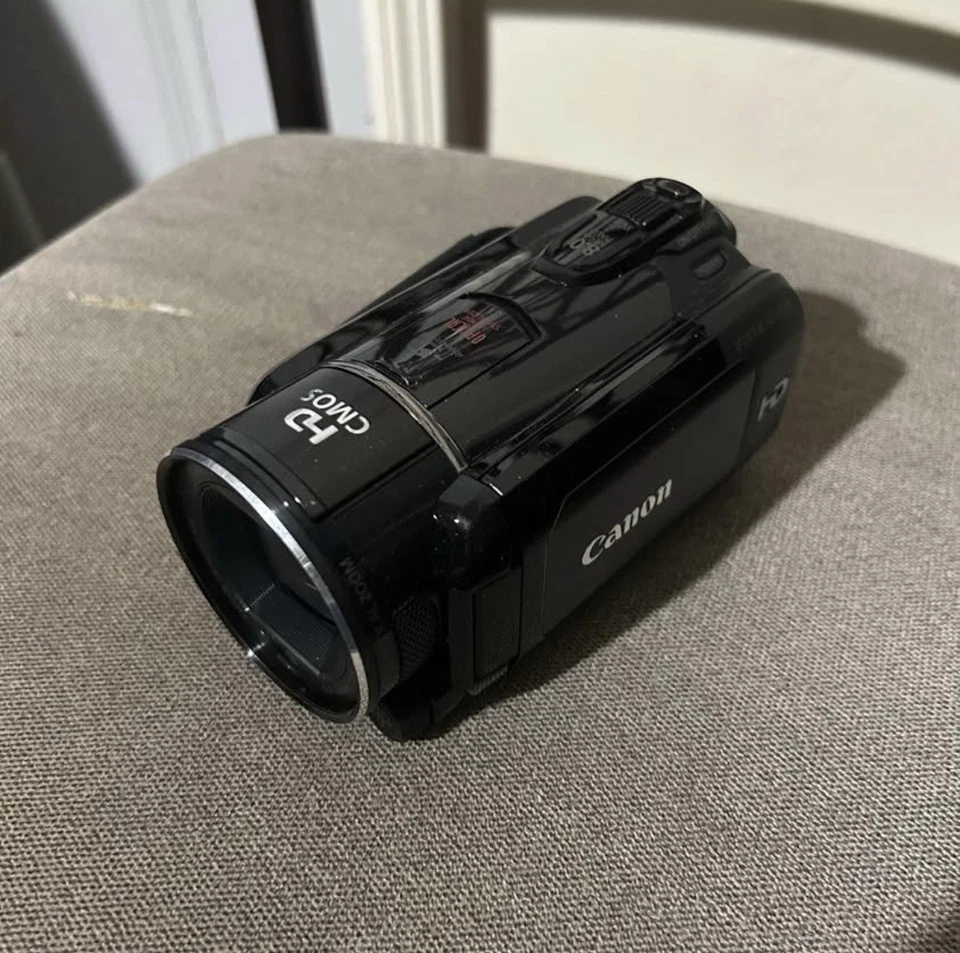 Canon vixia hfs20 - Image 3 of 4