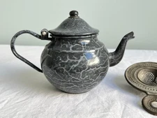 Lot Vintage Gray Graniteware Teapot & Antique Tin Tea Strainer