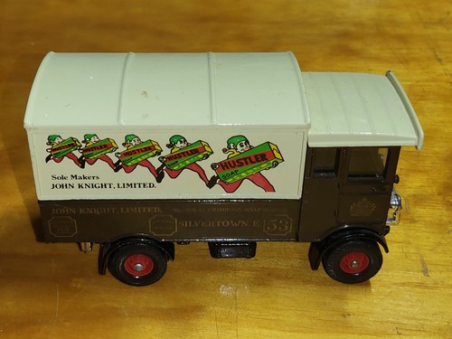 Corgi Classics AEC 508 5 ton Cabover Delivery Truck John Knight Hustler Soap - Picture 5 of 6