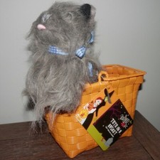 Wizard Of Oz toto Halloween Prop in a basket PLUSH new with tags costume