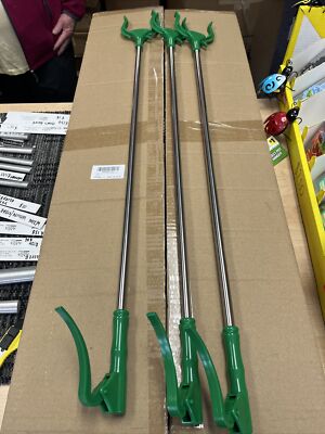 3  Long Reach Grabber Stick Pick Up Reaching Tool 32''