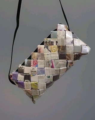 ECOIST  Woven Wrappers Zippered Recycled Magazine Purse 9 X 2 Inches