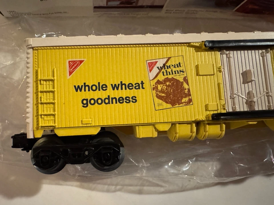 Lionel O-27 Gauge Nibisco Brands Inc., Wheat Thins Crackers Box Car In Box - Image 4 of 4