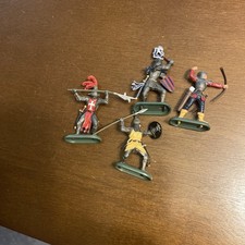 Britains LTD Medieval Bundle 4 Figures, 1971, Metal Base