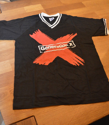 T-Shirt Generation X schwarz mit V-Ausschnitt Gr. M/L/XL neu in OVP