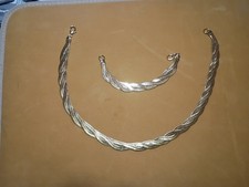 Vintage Signed Avon Gold Tone Bracelet And Ne...